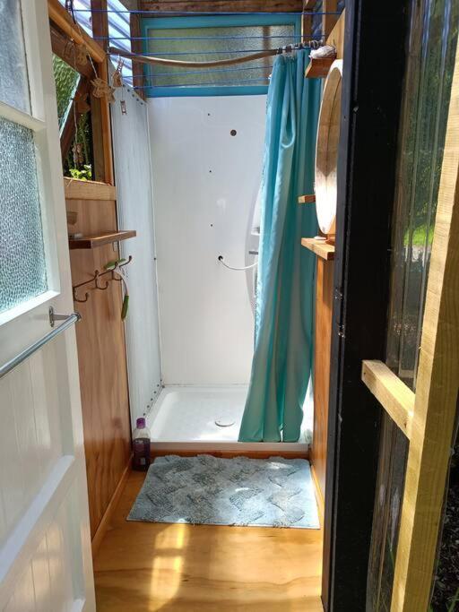 Gumboot Paradise Eco Stay Barrytown Buitenkant foto