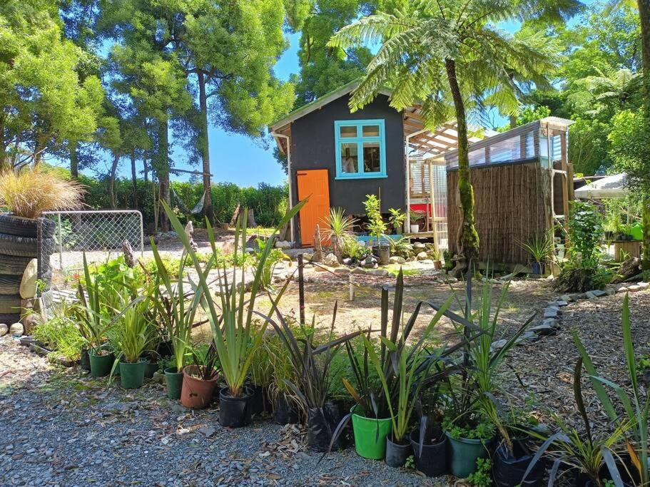 Gumboot Paradise Eco Stay Barrytown Buitenkant foto