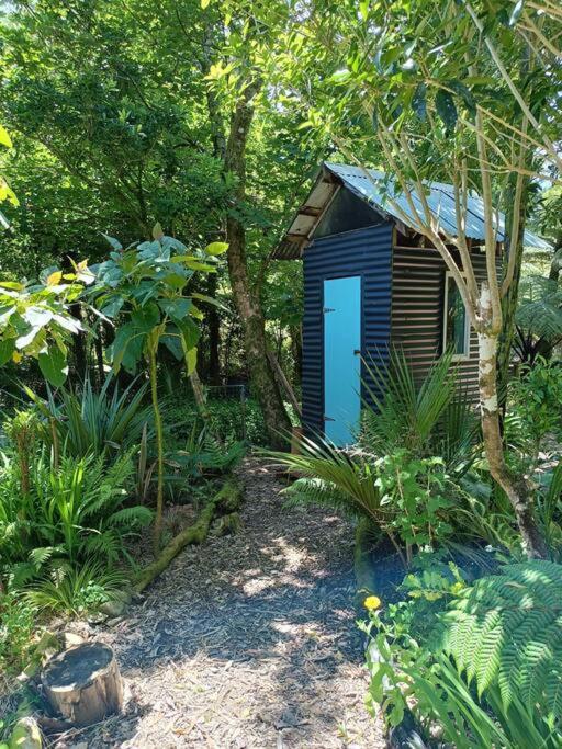 Gumboot Paradise Eco Stay Barrytown Buitenkant foto